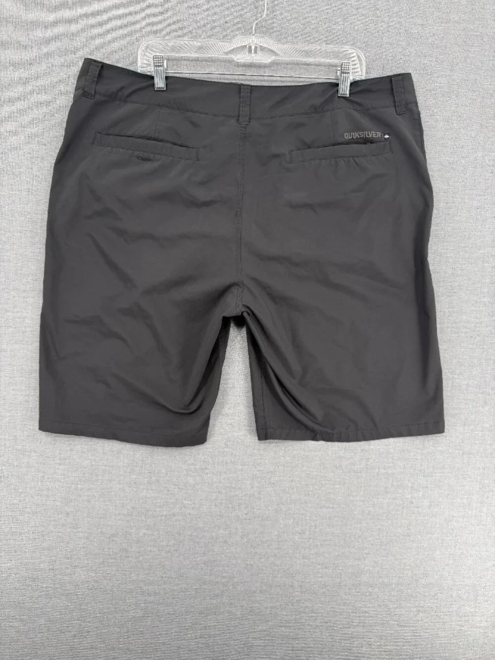 Quiksilver Shorts up sale